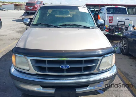 1997 Ford F-150 Lariat/Standard/Xl/Xlt z USA, uszkodzony, nr VIN 1FTDX1768VNC28285